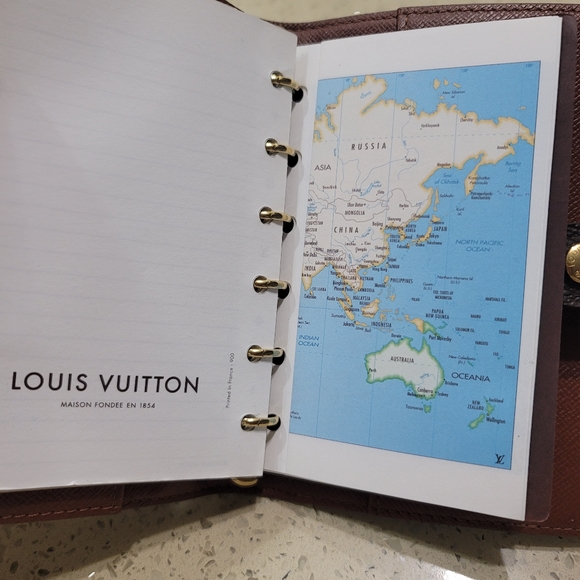 LV Mono Agenda Planner - Picture 12 of 13